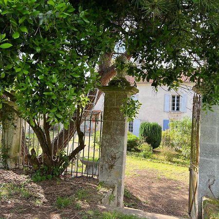 Le Loriot Bed & Breakfast Champagne-et-Fontaine Luaran gambar